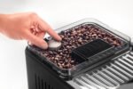 De'Longhi Eletta Explore Cold Brew ECAM450.86.T Kaffeevollautomat, über 50 Rezepte heiß und kalt, LatteCrema Hot & Cool, Titan – Bild 3
