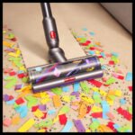 Dyson V15 Detect Absolute Akku-Stielsauger, 240 AW, Laser-Stauberkennung, Piezo-Sensor, 60 Minuten Laufzeit – Bild 3